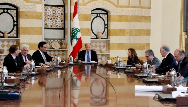 آخر حكومات ميشال عون!