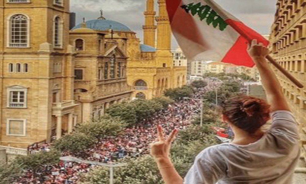 “ثوروا.. فالخبز لا يأتي بالركوع!”