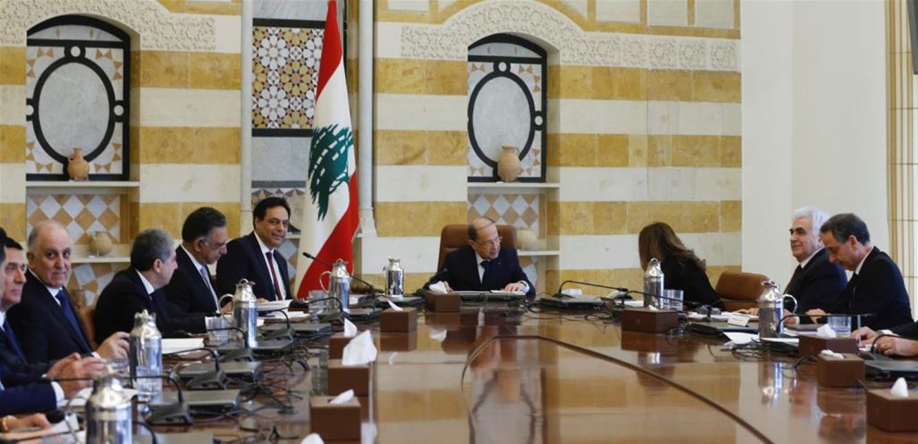 عن أبعاد تراجع حكومة الأقنعة عن خطتها