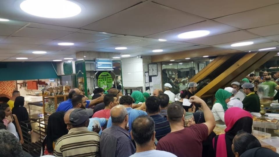 طوابير الإذلال .. وقضاء عالقُطعة!