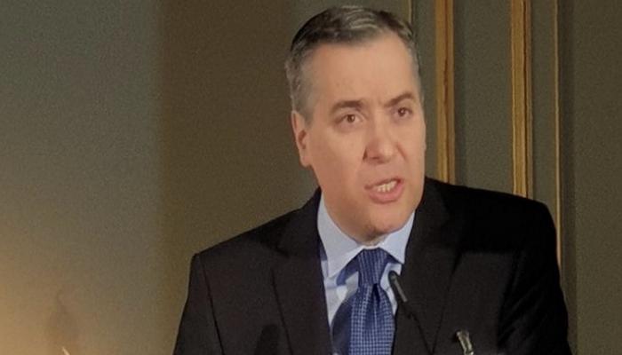 مصطفى أديب .. لتذويب الثورة!