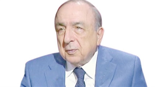 الديمقراطية اللبنانية العبثية!