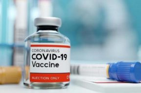 143-150930-corona-vaccine-price-sputnik-pfizer-moderna_700x400