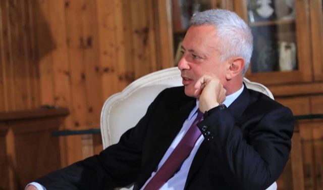 مبلا .. فرنجية شارك في الحرب! (صورة)