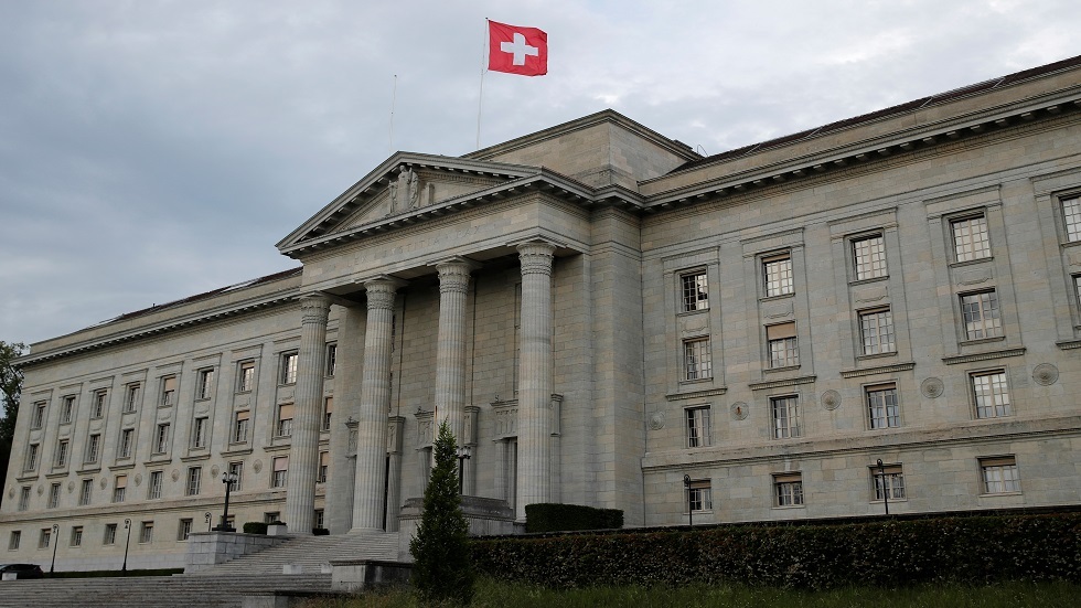 الأمل السويسري.. ومعارك إنهاء المافيا