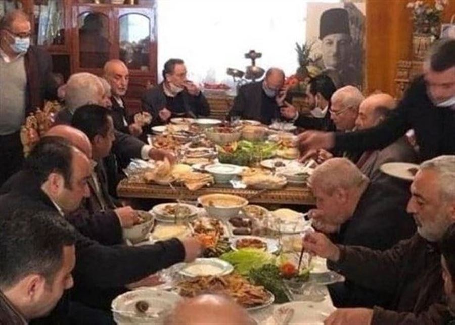 وزير الصحتيين