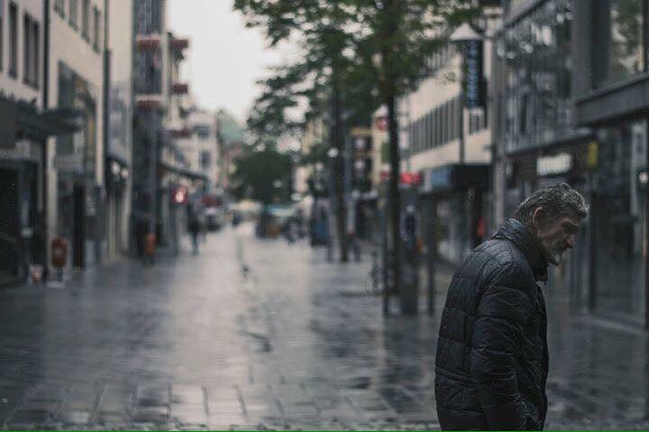 صباحات مدينة قاتمة…