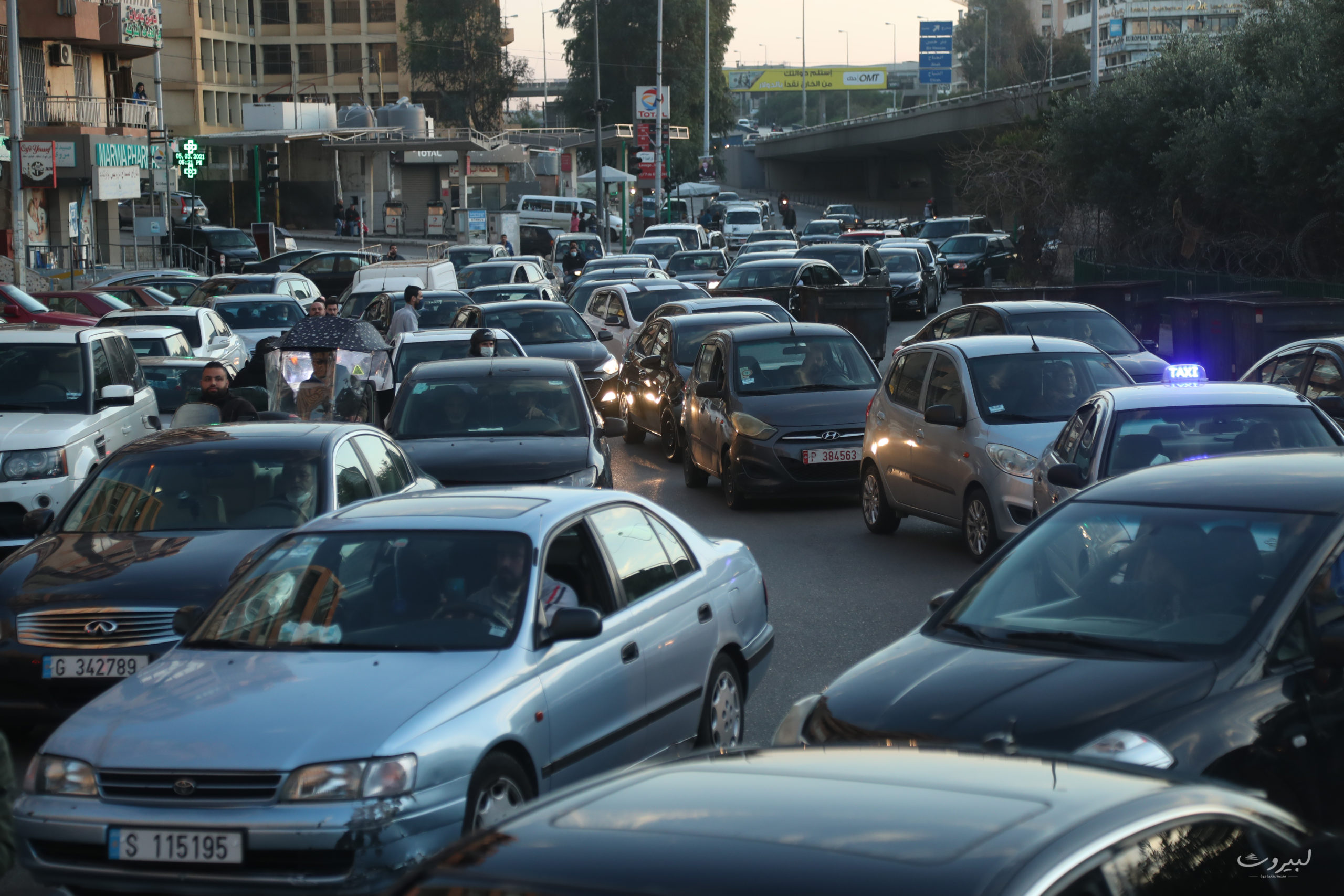 الحلُ أمامكم.. عَلامَ تعذيبُ الشعبِ!