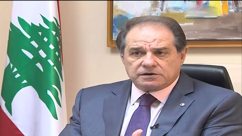 جُزءُ الحلِّ إكْراهٌ وجُزؤه حِوار