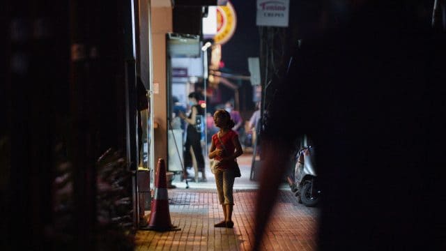 الدوامة الجهنمية تطبق على صدور المواطنين