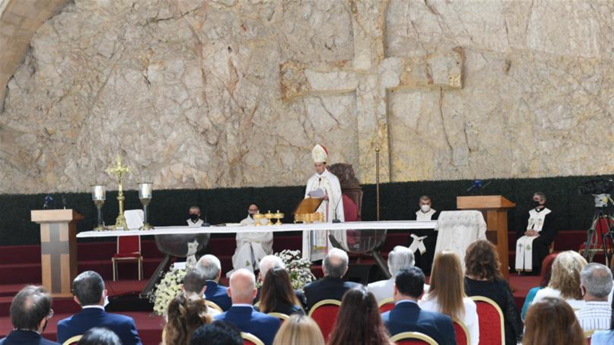 الراعي للمسؤولين: البلاد ليست ملكيّة خاصة لكي تسمحوا لأنفسكم بتفليسها وتدميرها