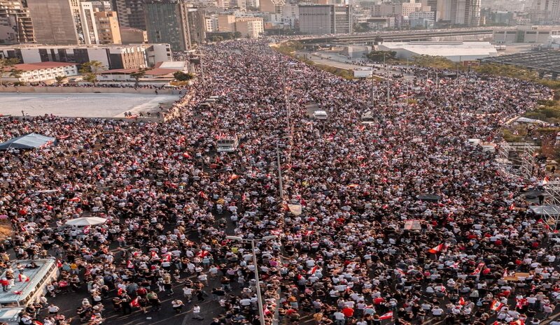 النموذج اللبناني يتجاوز نقطة اللاعودة