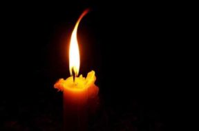 543_CandleJPG_-_Qu50_RT1600x1024-_OS534x356-_RD534x356-