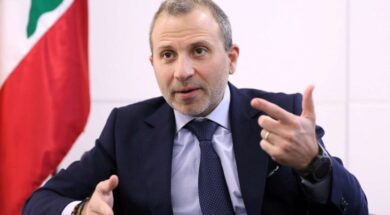 20210110133822reup-2021-01-10t133652z_1074279965_rc215l9l8dot_rtrmadp_3_lebanon-crisis-bassil-730×438