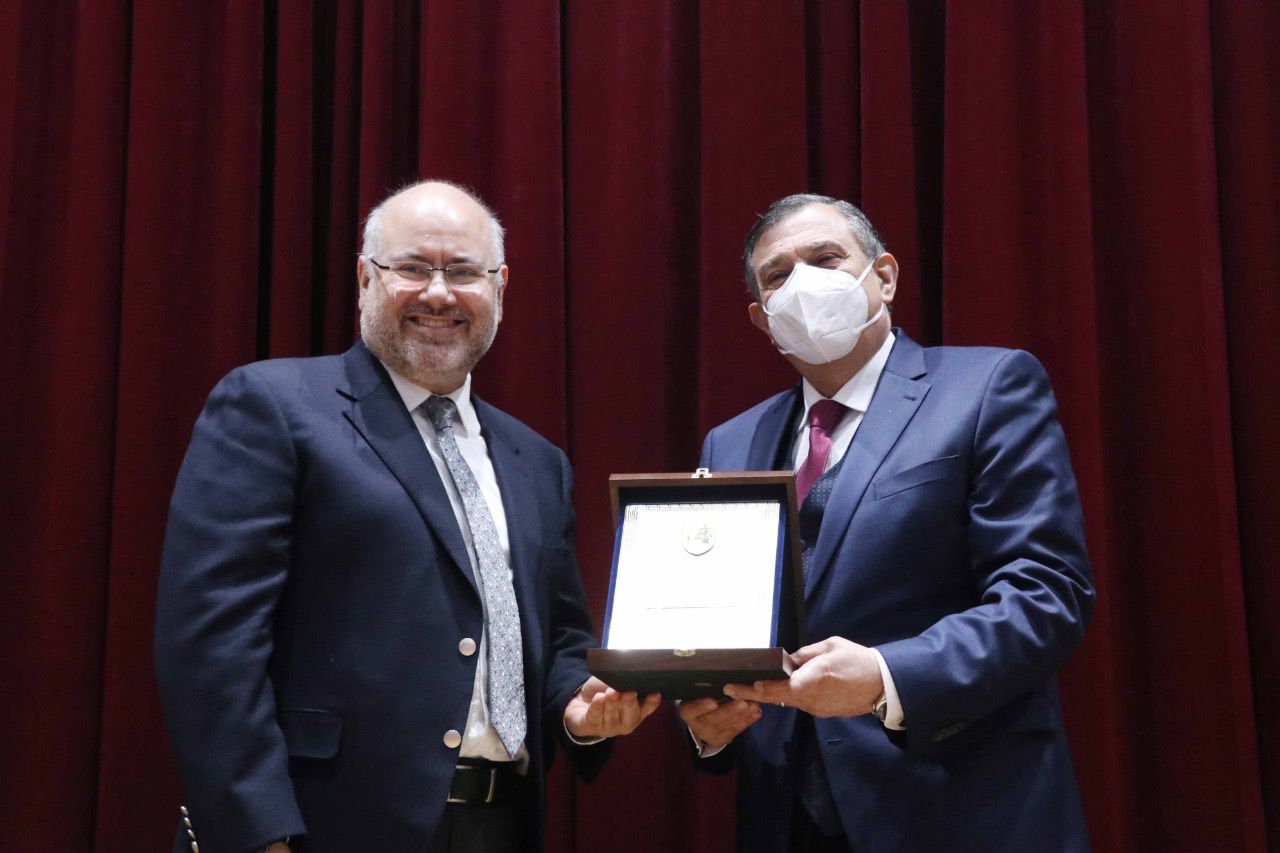 أبيض محتفلا مع جامعة بيروت العربية بالاعتماد الدولي لكلية الطب: خروجنا من الأزمة أفضل رد على التحديات