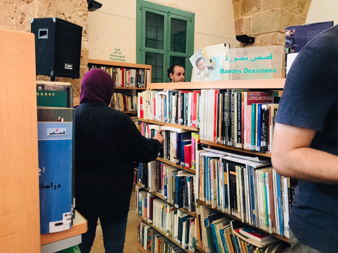 نشاط لافت لتجمع “صلة وصل” ضمن حملة “تبرّع بكتاب”