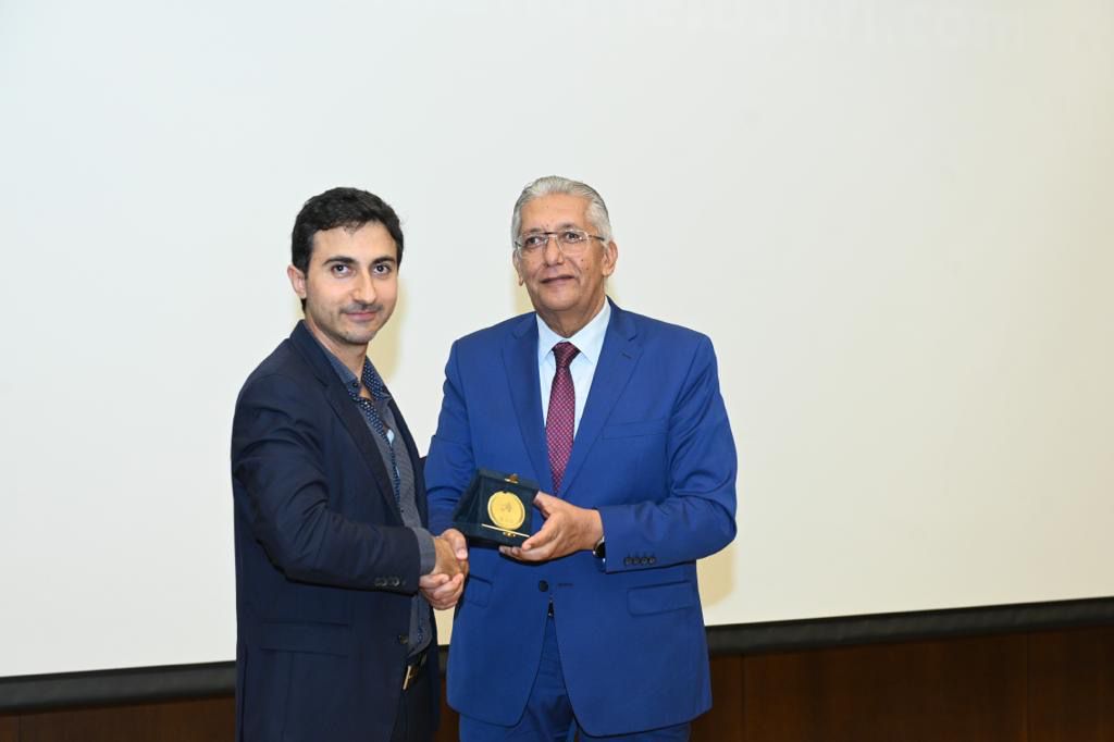 لقاء للدكتور عدنان بكري في جامعة بيروت العربية عن إنجازاته في الذكاء الاصطناعي
