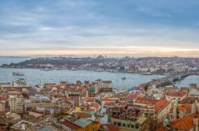2560px-Istanbul_panorama_(16293921746)
