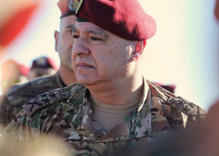 قائد الجيش في عيد الاستقلال: جيشنا لن يترك الجنوب