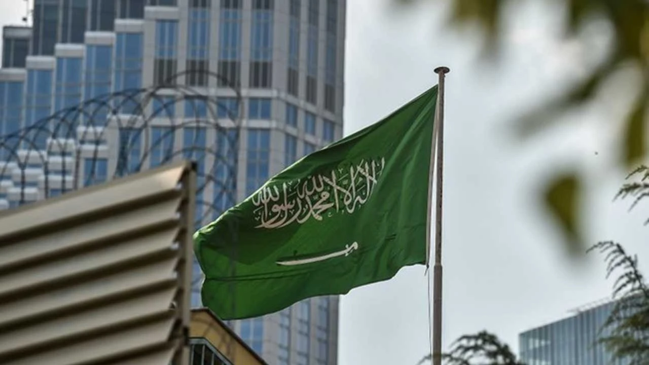 في أهمية ملاقاة الرعاية والدعم السعودي!