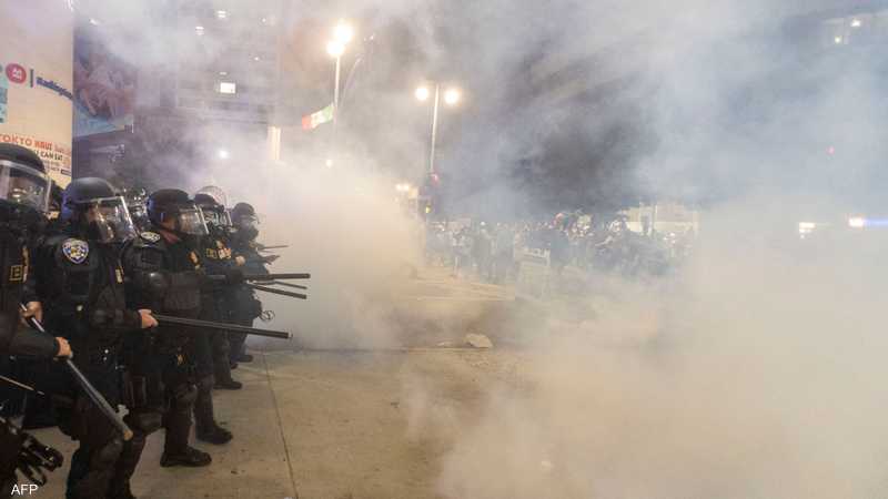 كيف تحوّلت لوس أنجلوس إلى “بؤرة غضب”؟