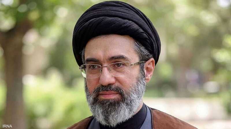 الغياب مستمر.. خامنئي يدعو إلى “الوحدة” في رسالة مكتوبة